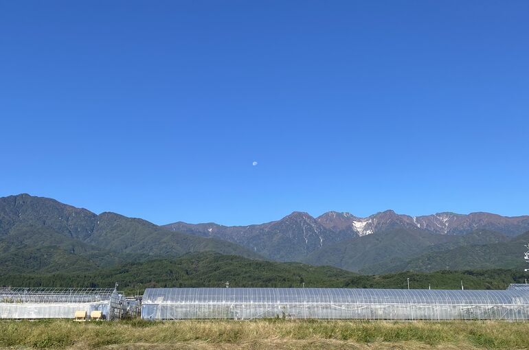 伊那谷の風景　秋の中央アルプス
